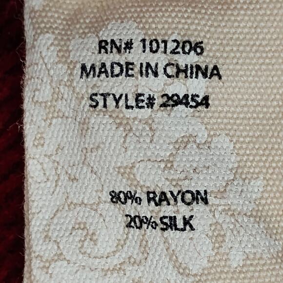 Soft Surroundings Blouse Size Large Red Festive Velvet Button Down - Picture 12 of 14